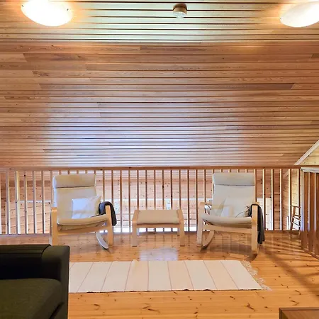 Willa Runoranta - 11 Hloe,