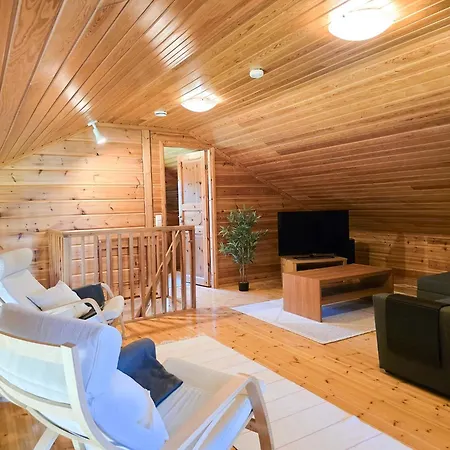 Runoranta - 11 Hloe, * Jämsä